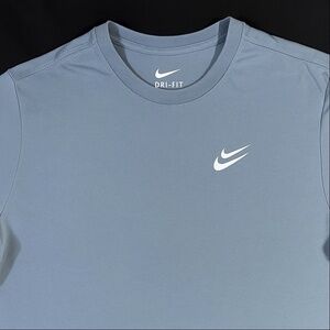 Nike Men’s Dri-FIT Performance Training T-Shirt – Blue, Size Medium